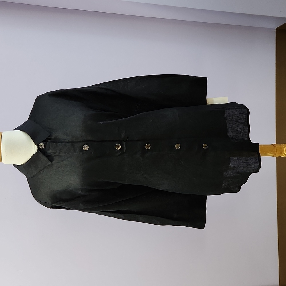 black LINEN top